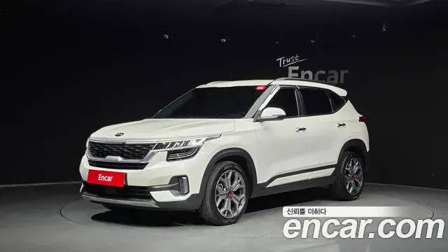 Kia Seltos 2020 — Фото 1/20