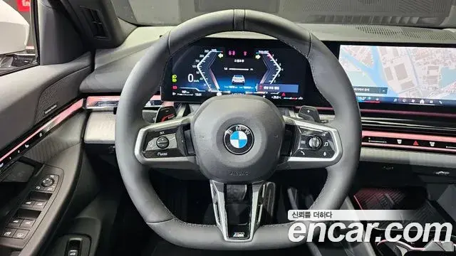 BMW 5 Series 2025 — Фото 13/20