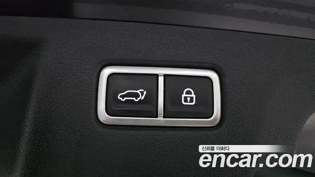 Kia Sorento 2021 — Фото 16/20