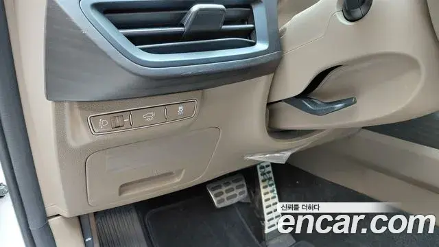 Kia K8 2021 — ფოტო 13/35