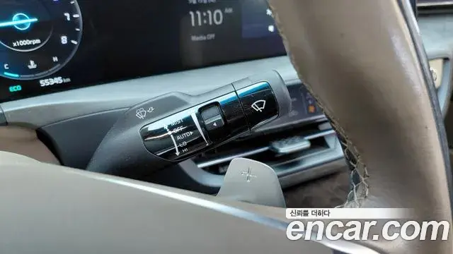 Kia K8 2021 — ფოტო 18/35