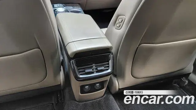Kia K8 2021 — ფოტო 10/35