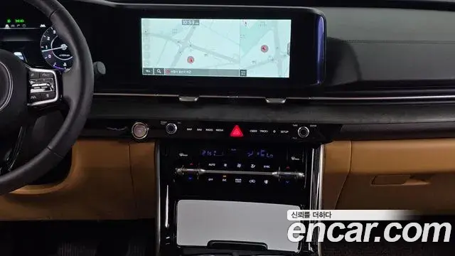 Kia Carnival 2023 — Фото 14/20