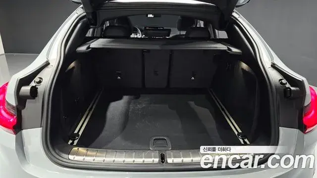 BMW X4 2022 — Фото 19/20