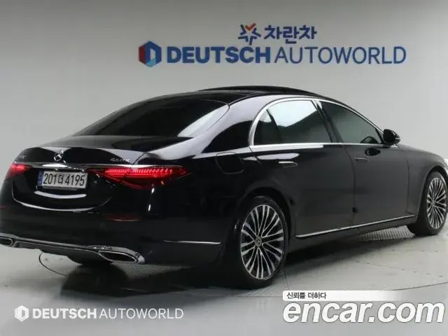 Mercedes-Benz S-Class 2022 — Фото 1/20