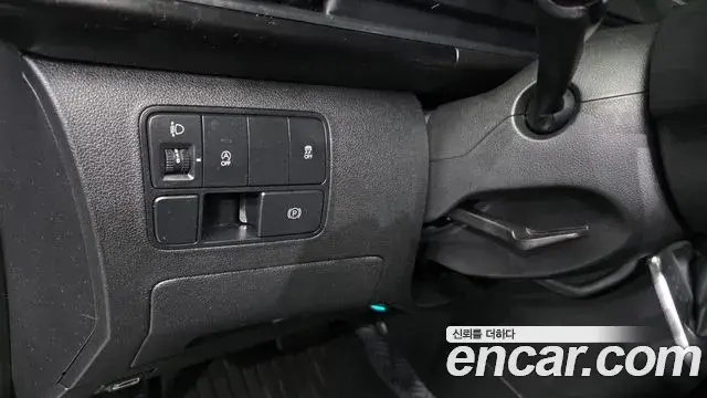 Hyundai Staria 2023 — Фото 14/20