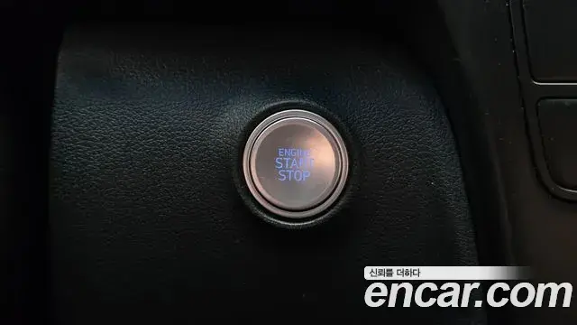 Hyundai Staria 2023 — Фото 17/20
