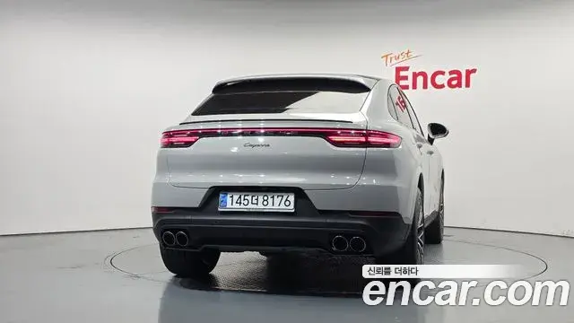 Porsche Cayenne 2020 — Фото 4/20