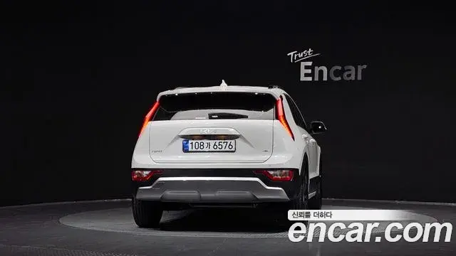 Kia Niro 2025 — Фото 4/20
