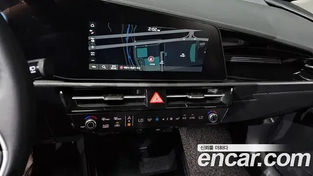 Kia Niro 2025 — Фото 14/20