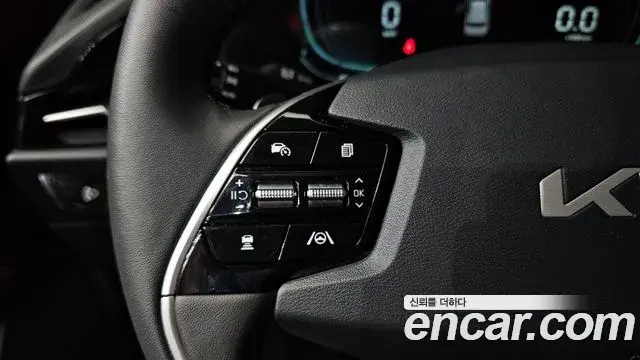 Kia Niro 2025 — Фото 18/20