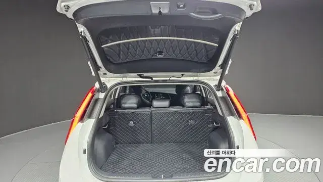 Kia Niro 2025 — Фото 20/20