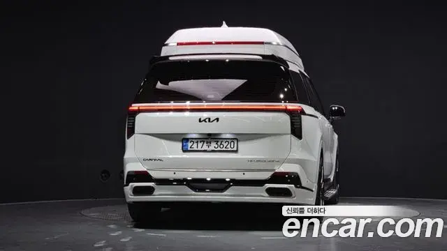 Kia Carnival 2025 — Şəkil 16/37