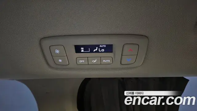 Kia Carnival 2025 — Şəkil 15/37
