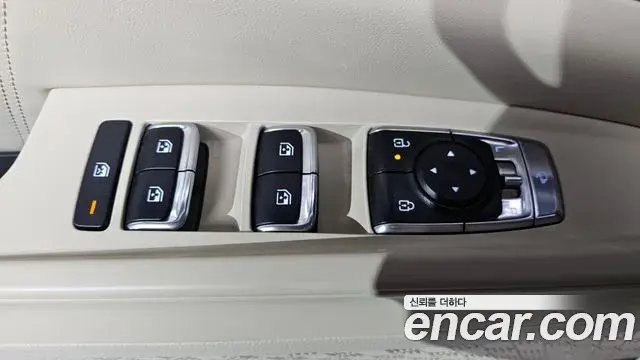 Kia Carnival 2025 — Şəkil 6/37