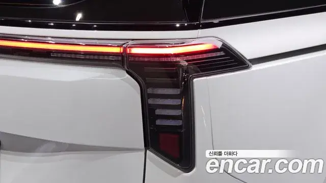 Kia Carnival 2025 — Şəkil 31/37