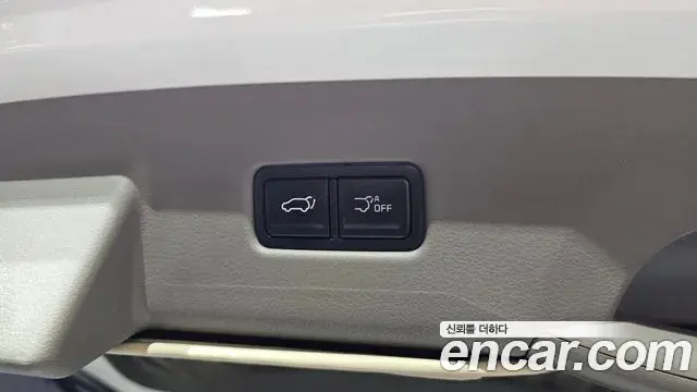 Kia Carnival 2025 — Şəkil 10/37