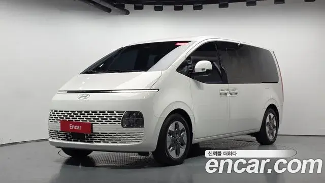 Hyundai Staria 2024 — Фото 11/20