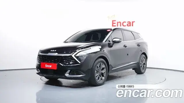 Kia Sportage 2022 — Фото 1/20