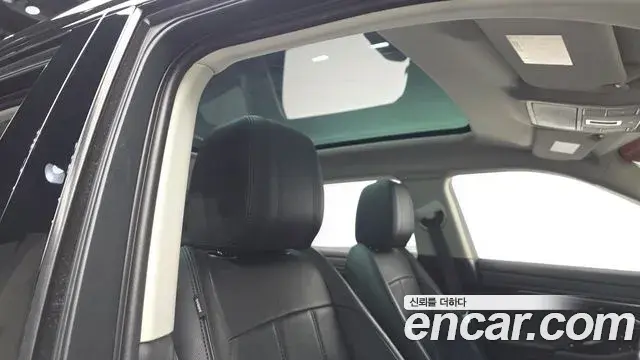 Land Rover Range Rover Evoque 2019 — ფოტო 5/30