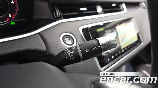 Land Rover Range Rover Evoque 2019 — ფოტო 26/30