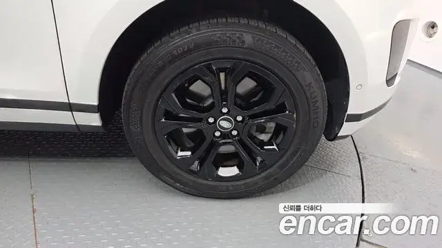 Land Rover Range Rover Evoque 2019 — ფოტო 6/30