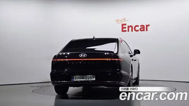 Hyundai Grandeur 2023 — Фото 3/20