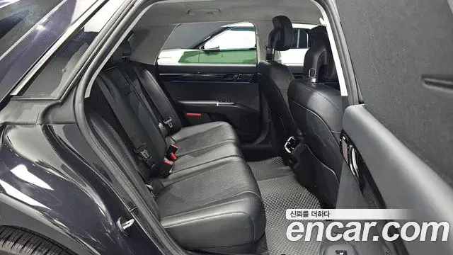 Hyundai Grandeur 2023 — Фото 10/20