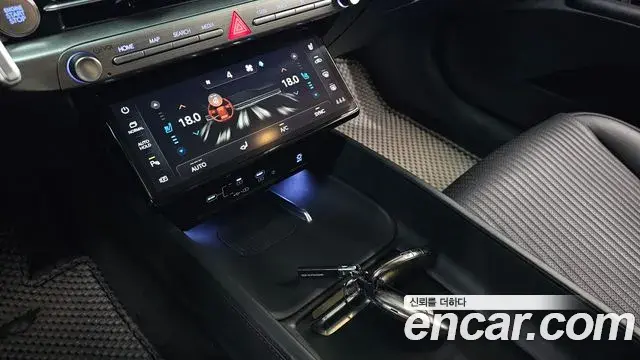 Hyundai Grandeur 2023 — Фото 14/20