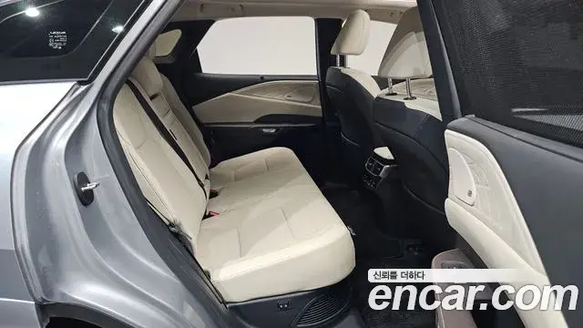 Lexus RX350h 2025 — Фото 12/20