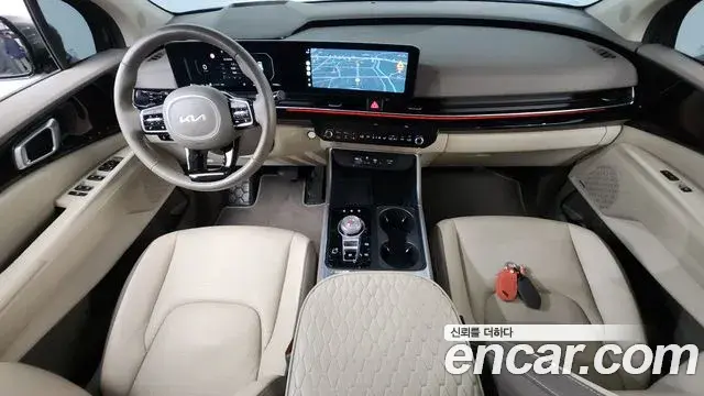 Kia Carnival 2024 — Photo 14/20