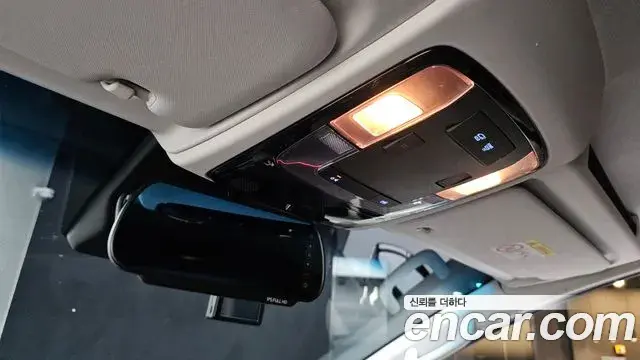 Hyundai Staria 2024 — Фото 15/20