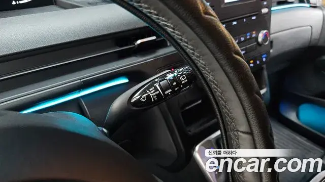 Hyundai Staria 2024 — Фото 17/20