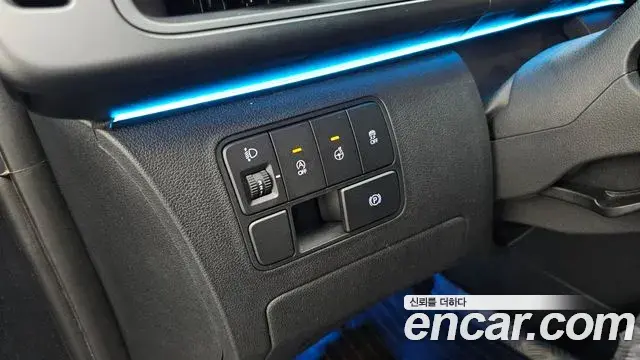 Hyundai Staria 2024 — Фото 19/20