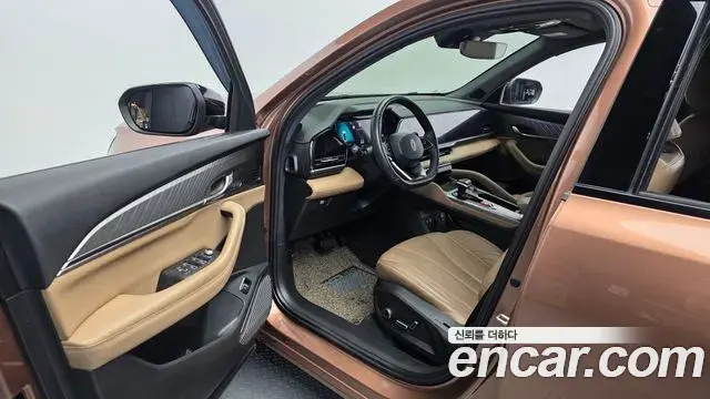 Renault Samsung Grand Koleos 2024 — Photo 8/35
