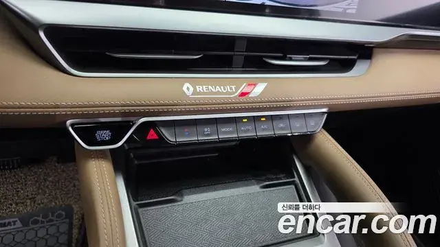Renault Samsung Grand Koleos 2024 — Photo 18/35