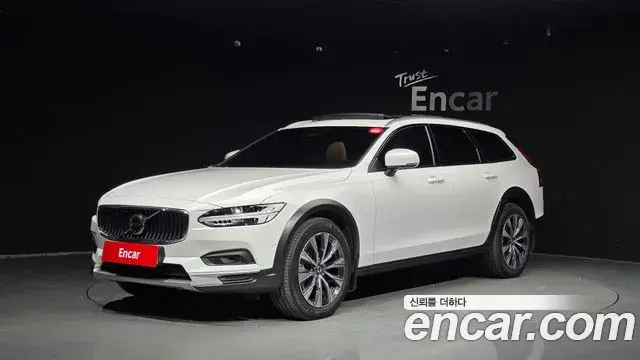Volvo V90 Cross Country 2024 — ფოტო 11/20