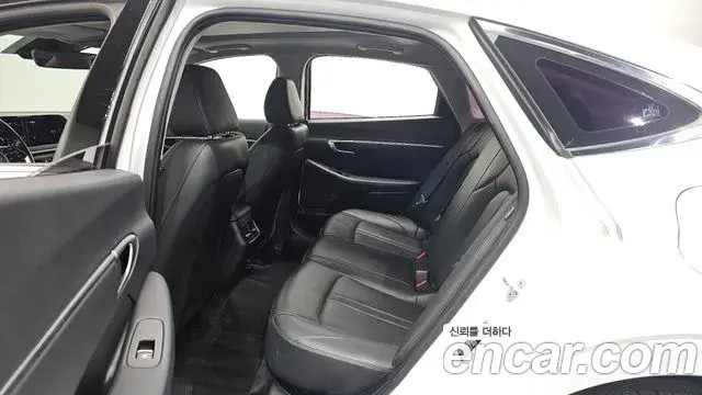 Hyundai Sonata 2019 — Фото 12/20