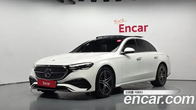 Mercedes-Benz E-Class 2026 — Фото 1/20