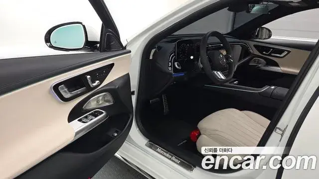 Mercedes-Benz E-Class 2026 — Фото 10/20