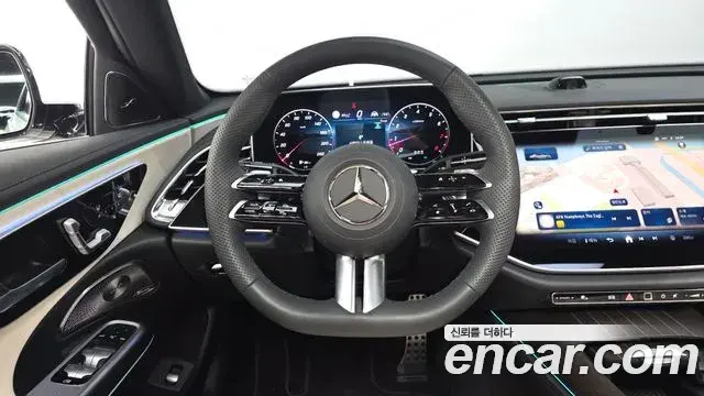 Mercedes-Benz E-Class 2026 — Фото 12/20