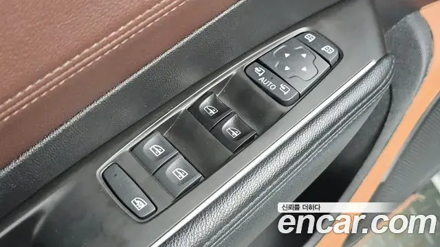 Renault Samsung SM6 2020 — ფოტო 26/33