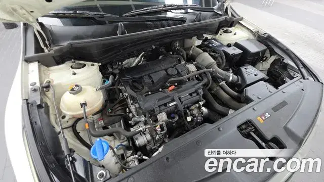 Kia Sportage 2021 — Şəkil 14/32