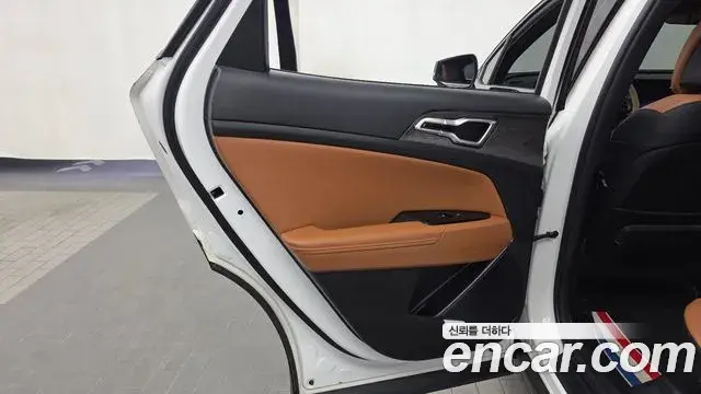 Kia Sportage 2021 — Şəkil 11/32