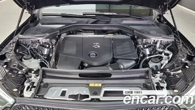 Mercedes-Benz GLC-Class 2024 — Фото 6/18