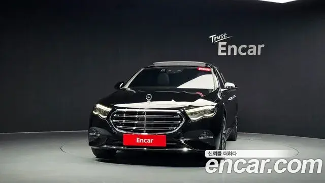 Mercedes-Benz E-Class 2024 — Фото 3/20