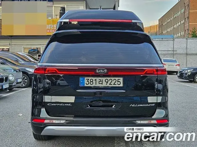 Kia Carnival 2021 — Фото 3/19