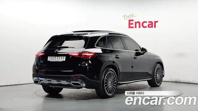 Mercedes-Benz GLC-Class 2024 — Фото 2/20