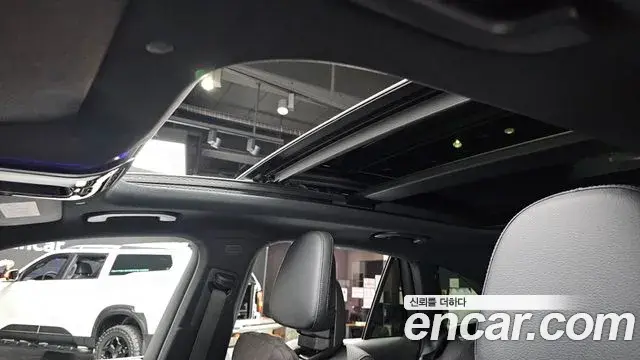 Mercedes-Benz GLC-Class 2024 — Photo 22/35