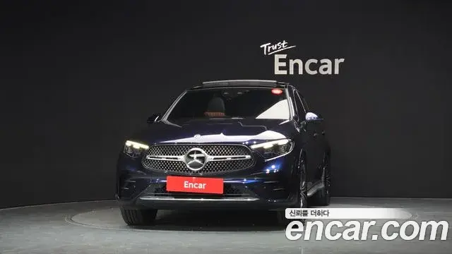 Mercedes-Benz GLC-Class 2024 — Фото 2/20